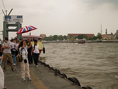Queue for the river cruise